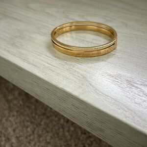 Michael kors bangle